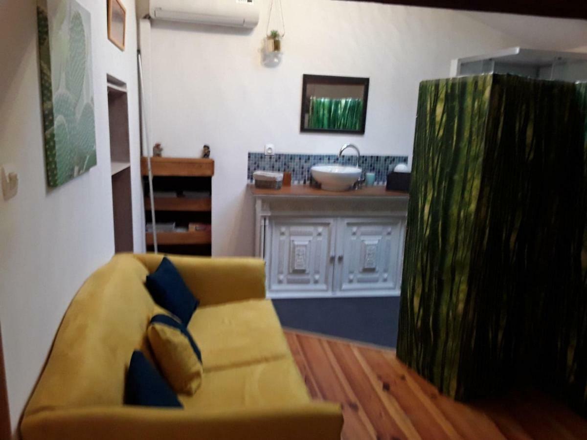 Chambre Sergeanne Doulezon Esterno foto
